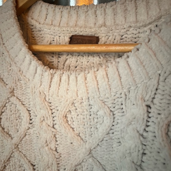 POL Cozy Cable Knit Sweater - Soft White - Picture 3 of 5